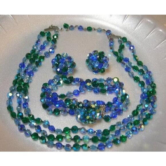 Vogue Vintage 3 Strand Blue Green Crystal Necklace - Picture 1 of 7